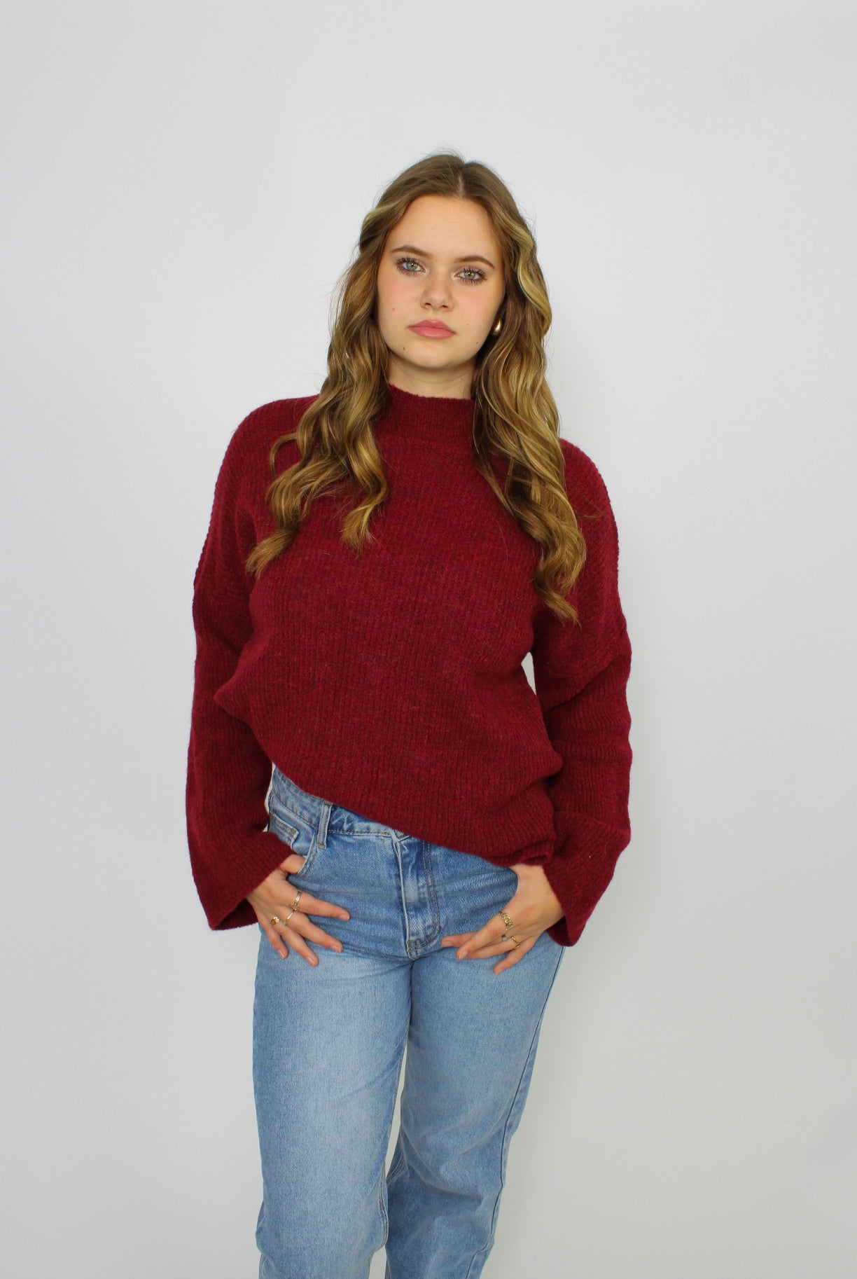 LOU SWEATER - BORDEAUX