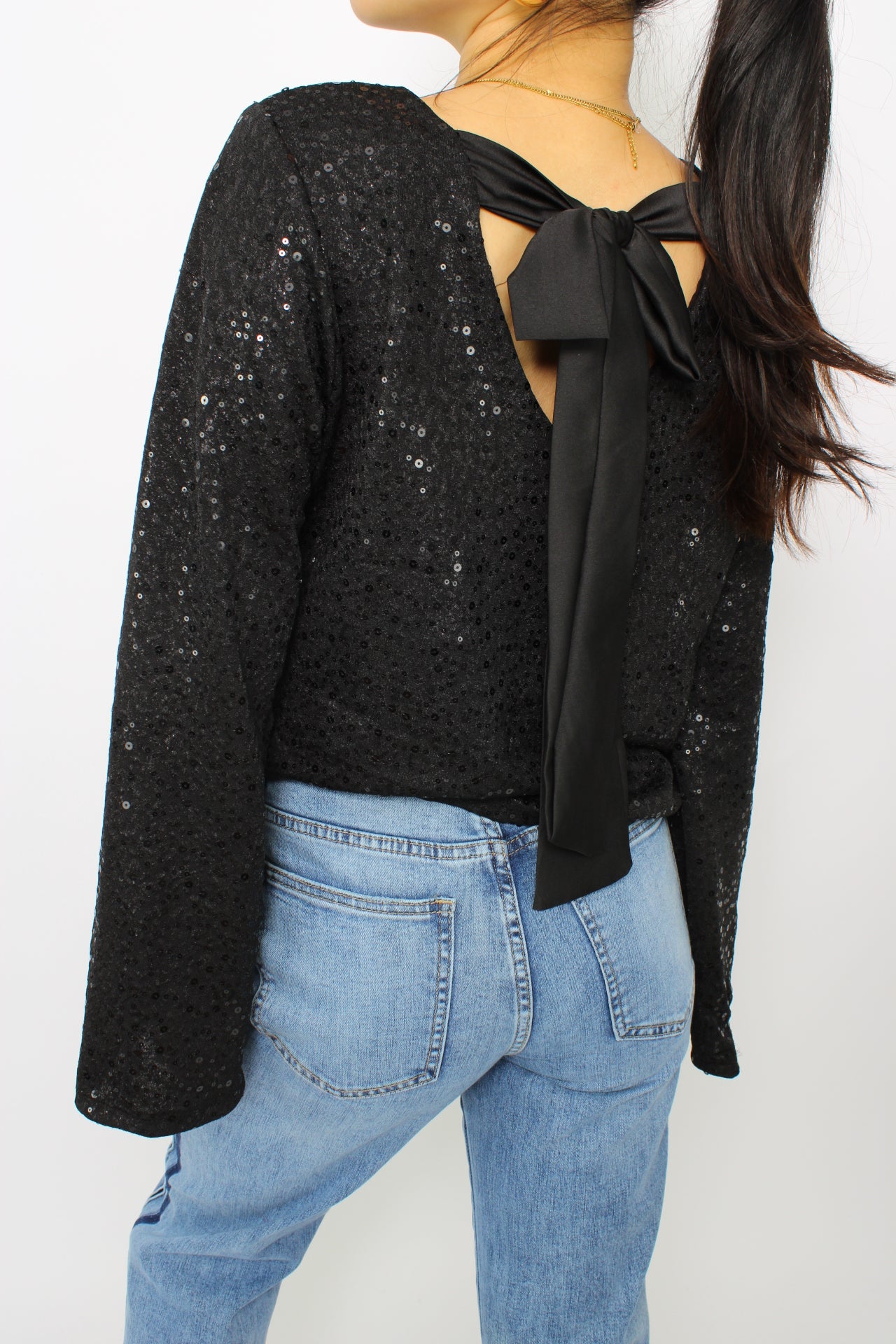 SEQUIN BOW TOP - BLACK