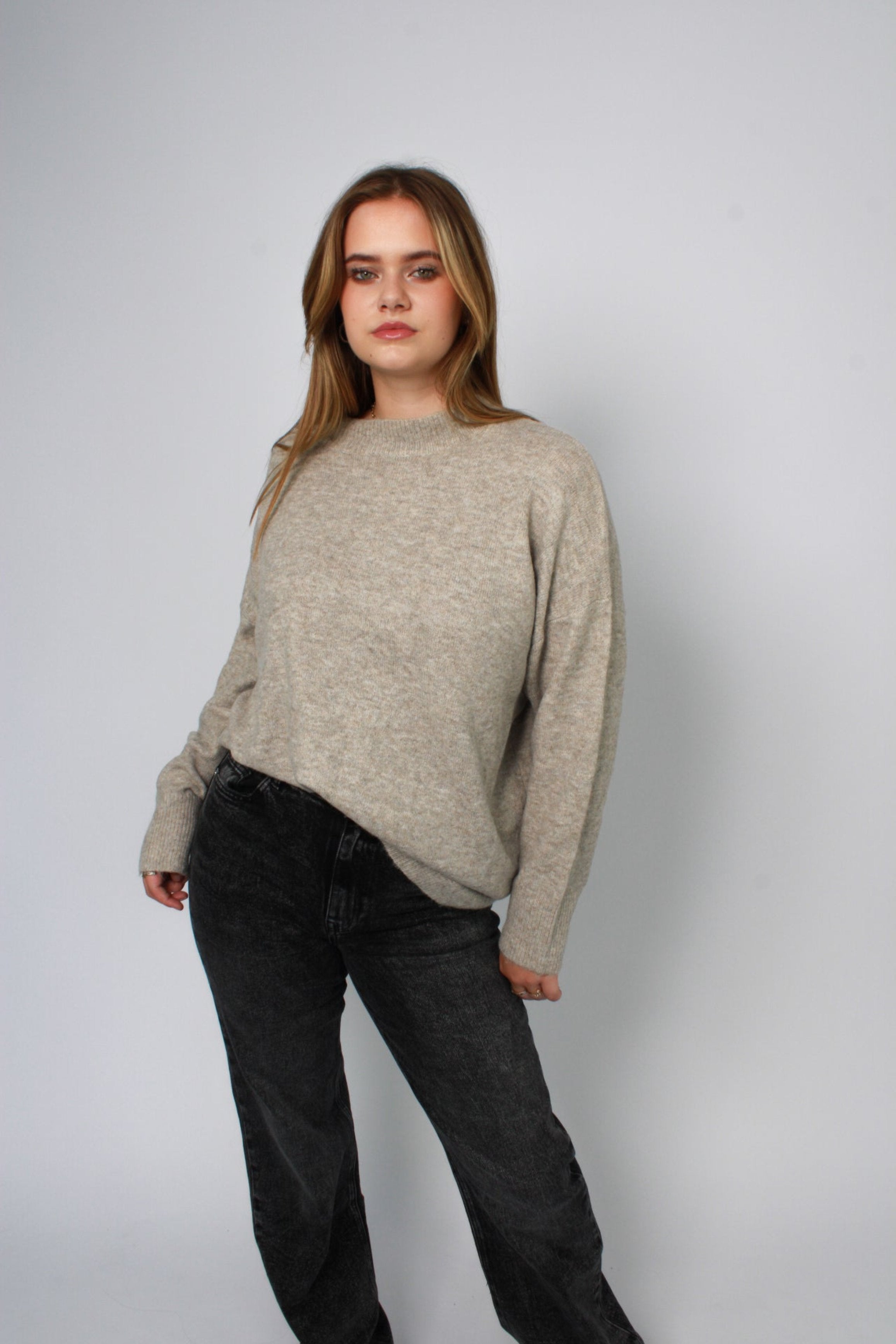 BASIC LONG SWEATER - TAUPE