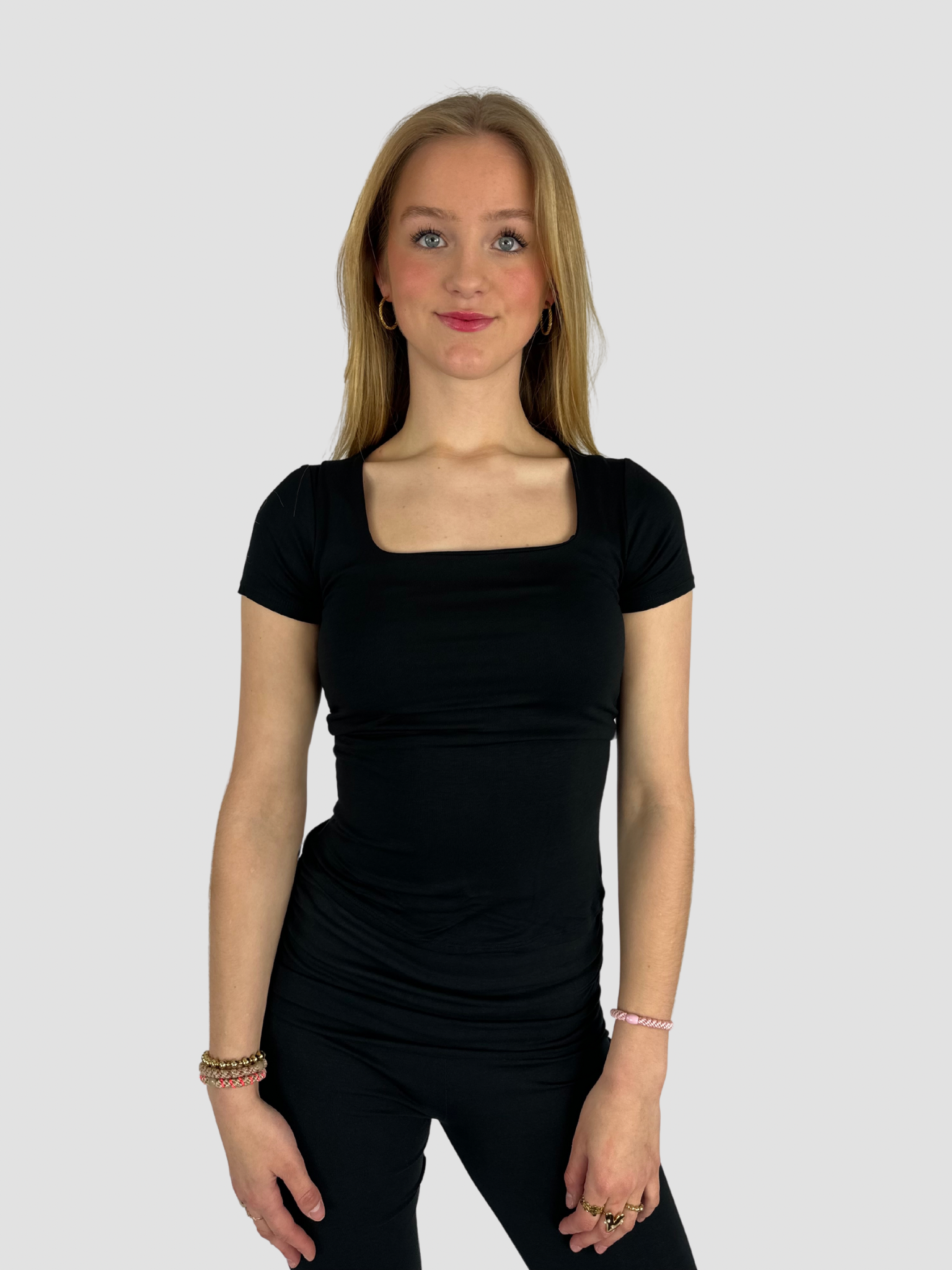 SQUARE SHORT SLEEVE TOP - BLACK