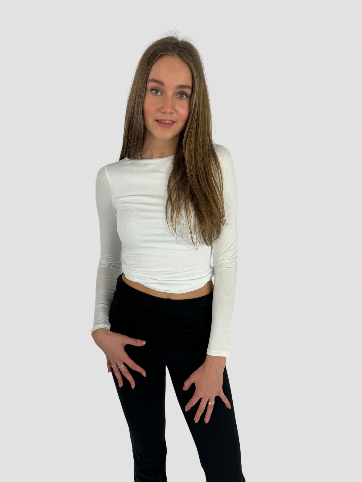 POSY LONG SLEEVE TOP - WHITE