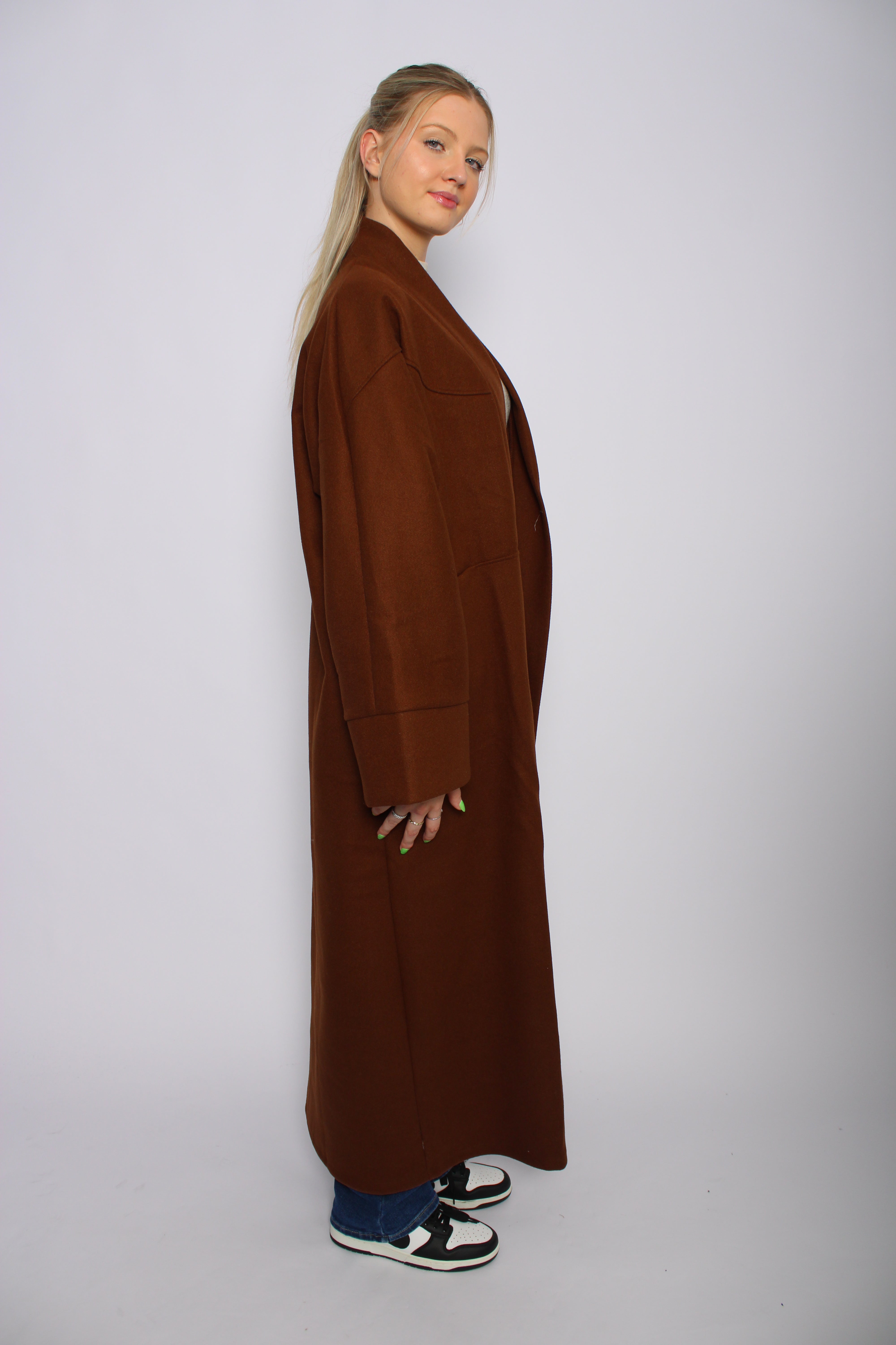 ''TALL'' NYLA KIMONO - BROWN