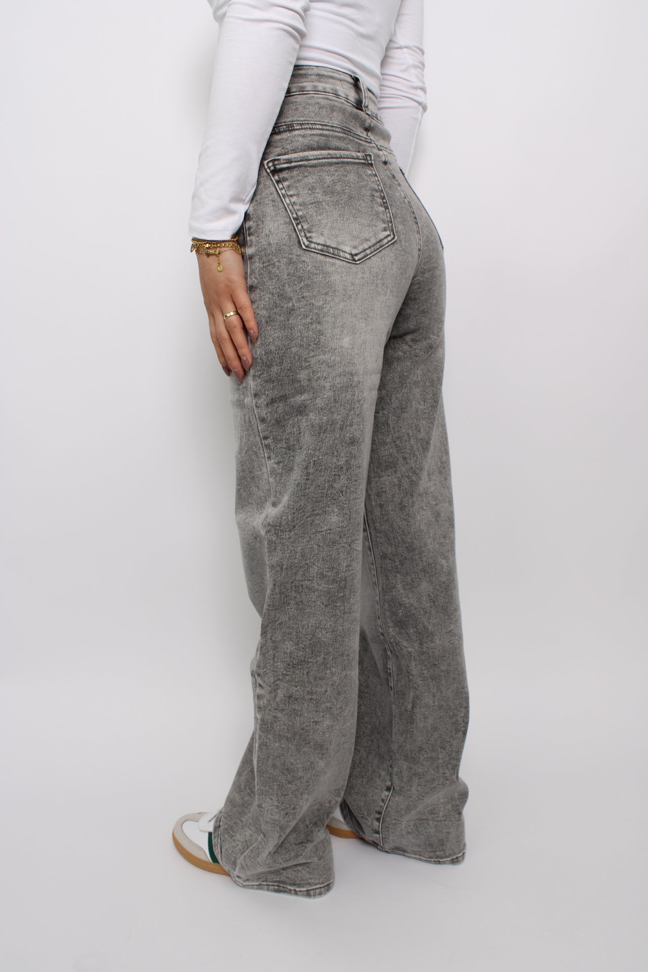 WIDE LEG JEANS - LIGHT GREY