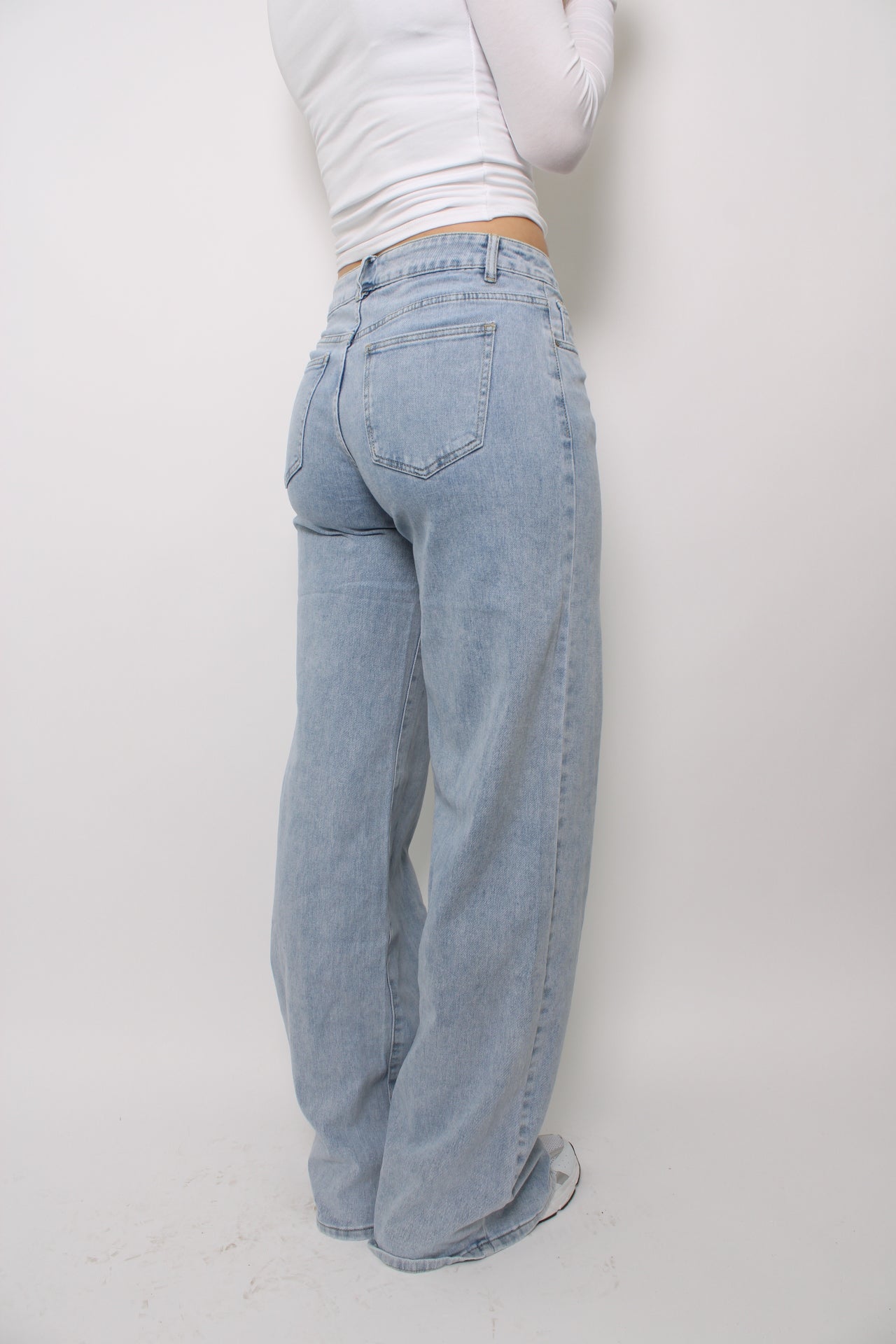 ''TALL'' MID WAIST WIDE LEG JEANS 8558-1 - LIGHT DENIM