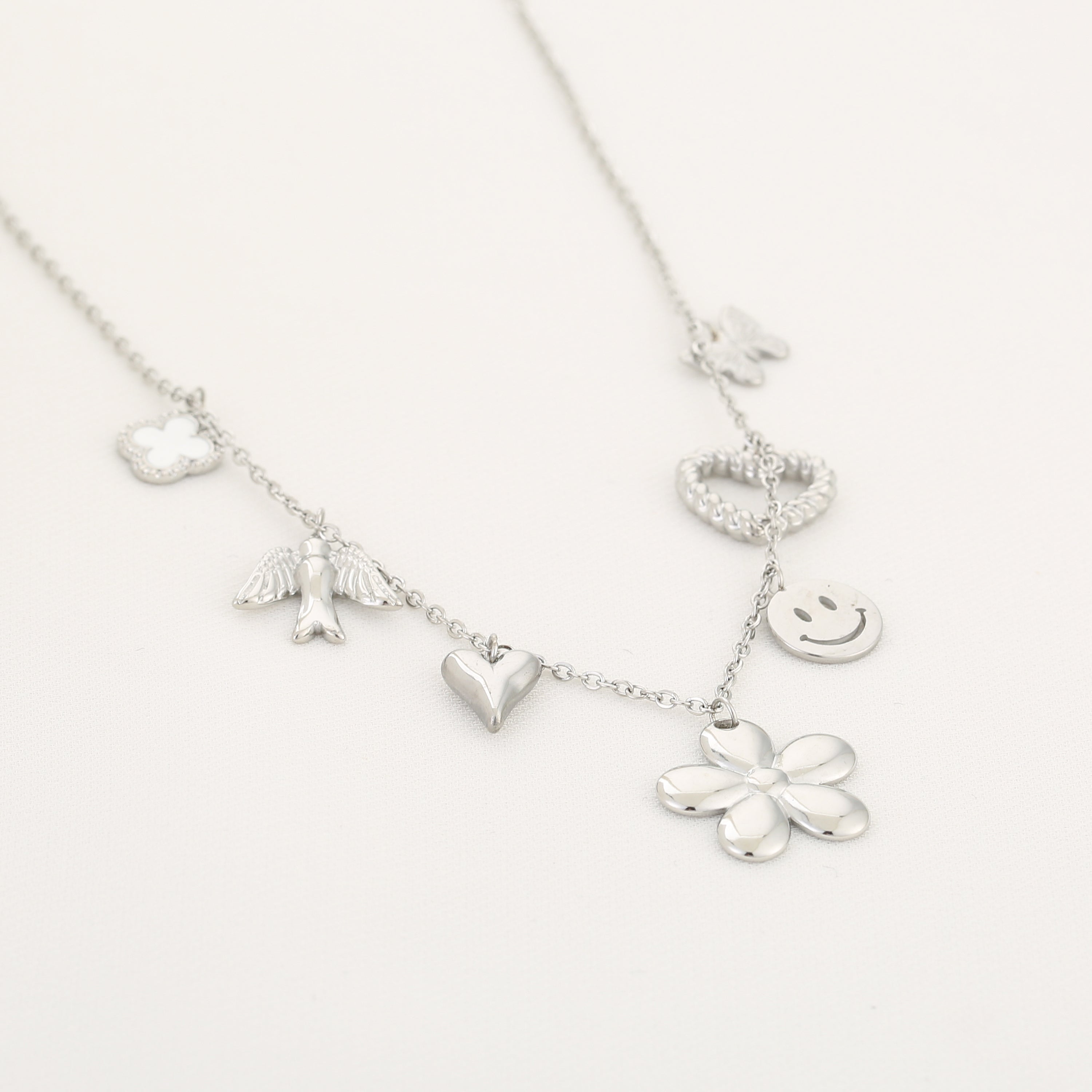 FLOWER CHARMS NECKLACE - SILVER