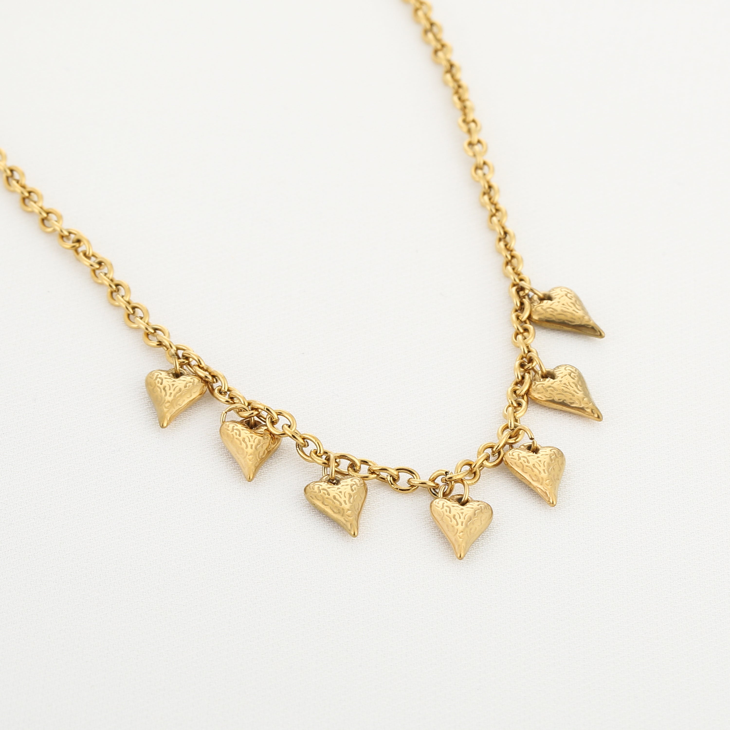 HEARTS NECKLACE - GOLD