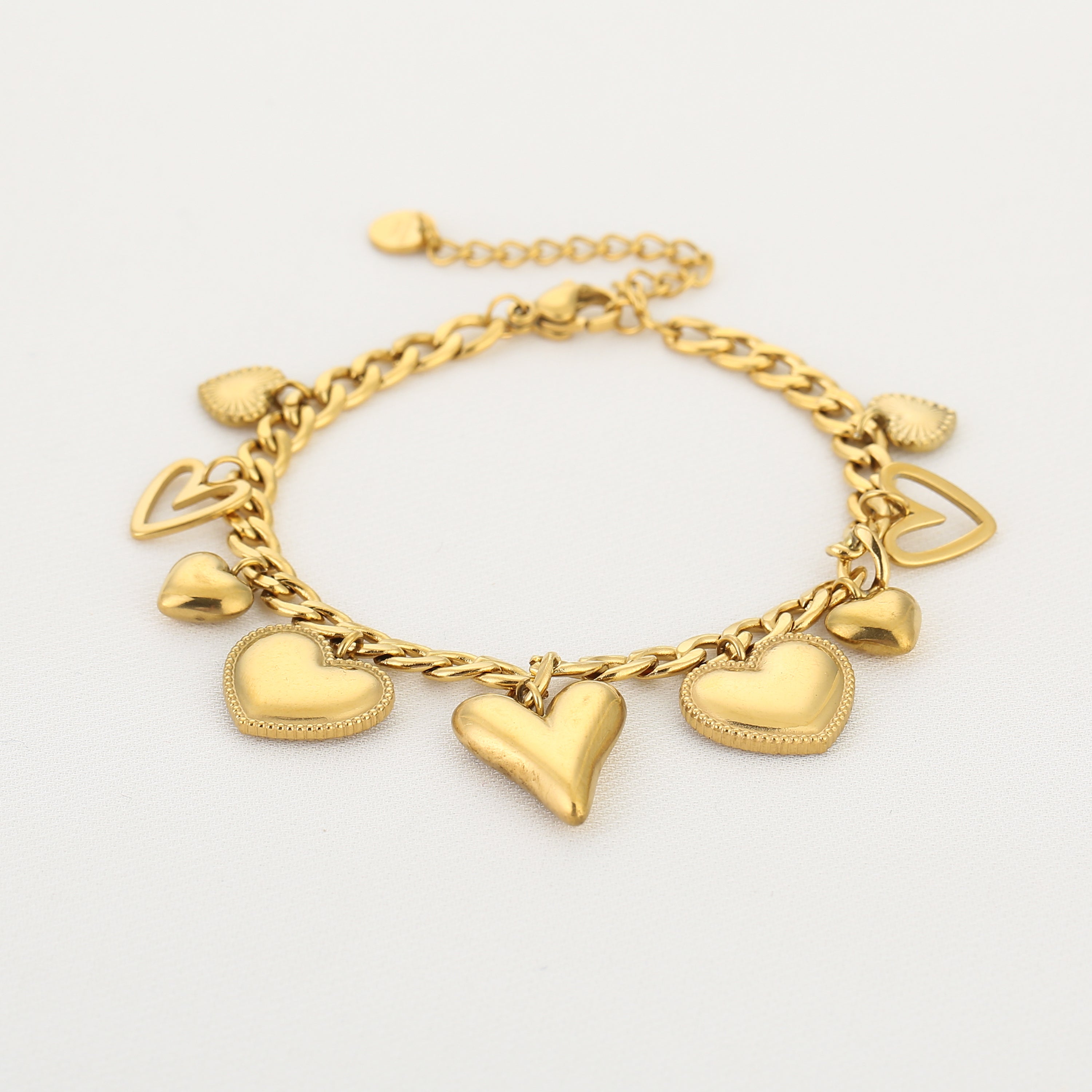 CHARMS HEART BRACELET - GOLD